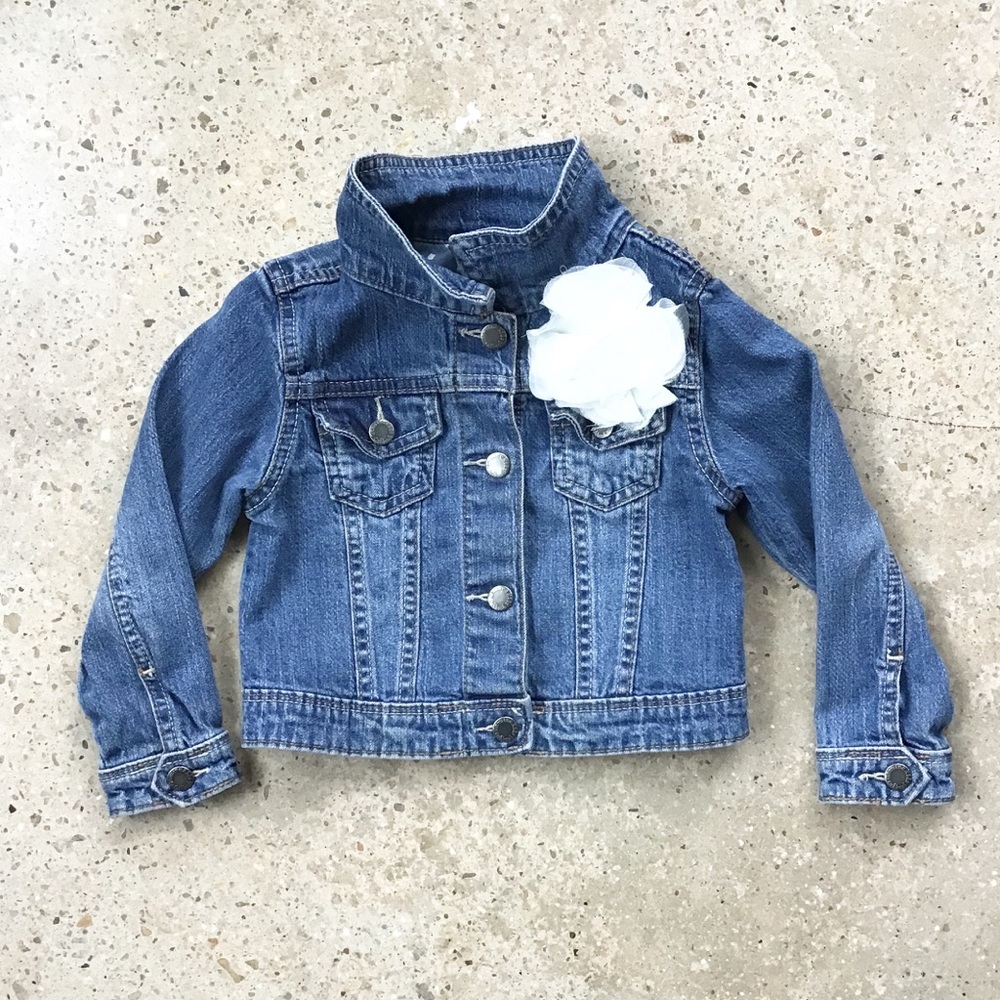 GUC 3T JEAN JACKET WITH WHITE FLOWER